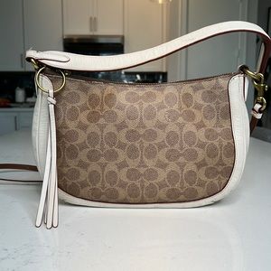 Vintage COACH signature Sutton Crossbody canvas purse